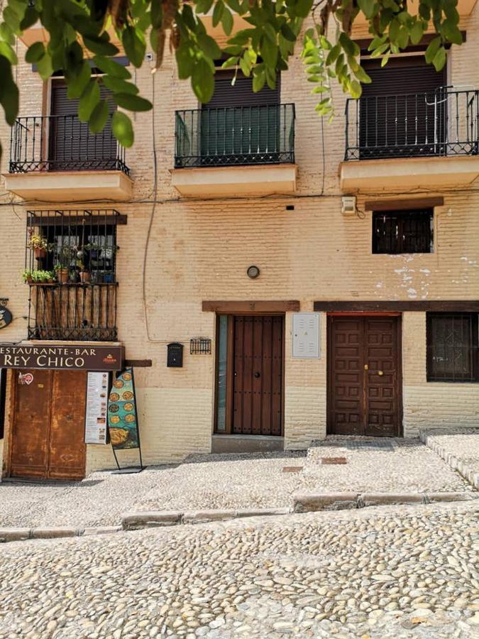 Piso Para Cuatro A Los Pies De La Alhambra Granada Bagian luar foto